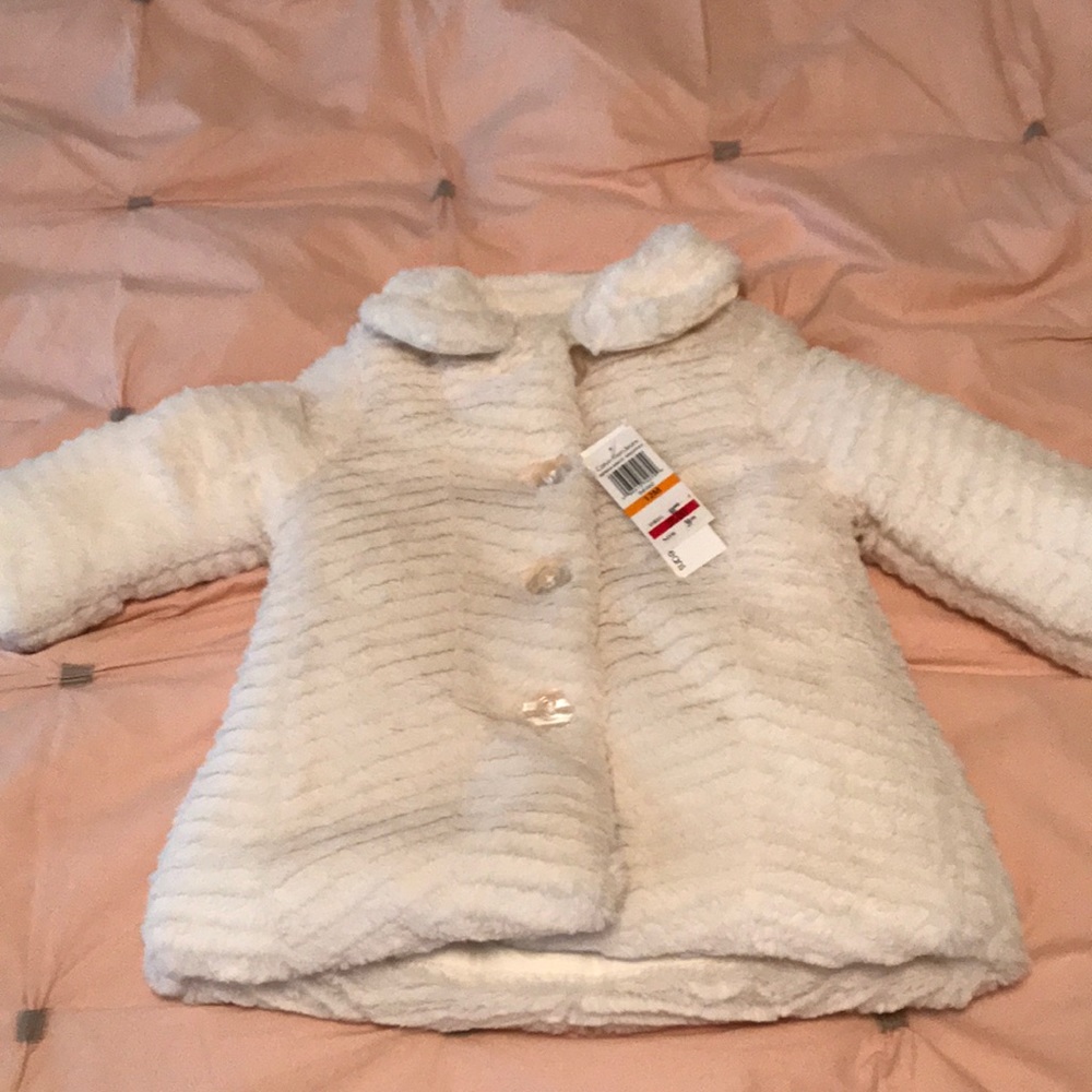 BNWT Calvin Klein Jeans Pho fur white jacket.